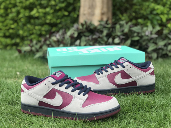 Authentic Nike SB Dunk Low Bordeaux