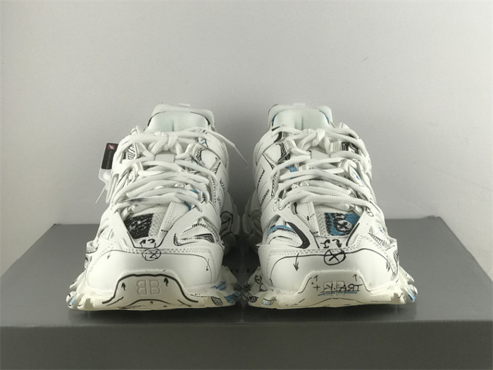 B 17FW Tripe-S High End Sneaker-407