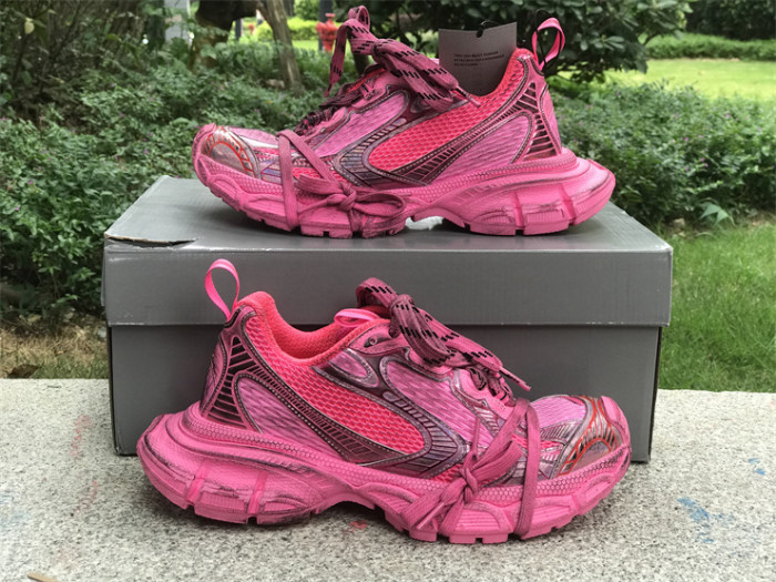 B 17FW Tripe-S High End Sneaker-390