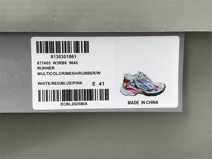 B 17FW Tripe-S High End Sneaker-382