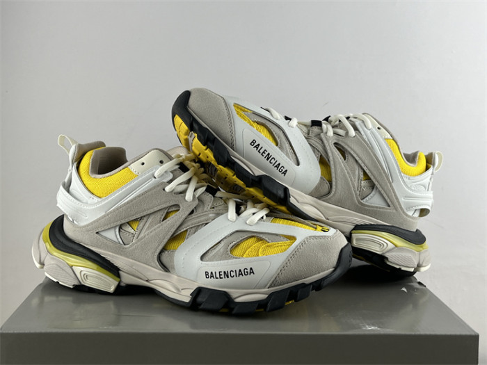 B 17FW Tripe-S High End Sneaker-416