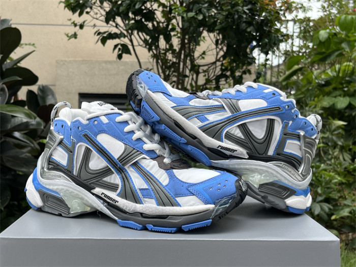 B 17FW Tripe-S High End Sneaker-429