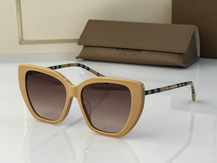 Burberry Sunglasses AAAA-1822
