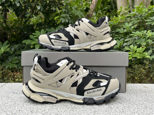 B 17FW Tripe-S High End Sneaker-436