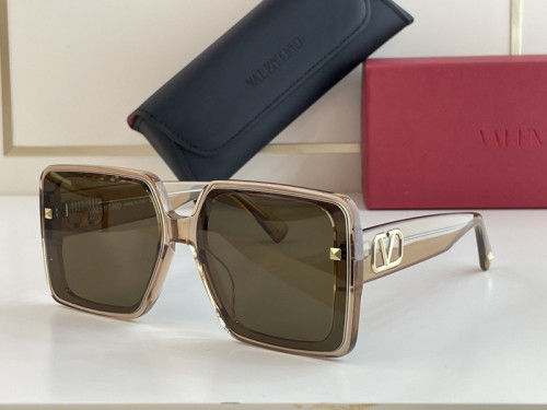 V Sunglasses AAAA-025