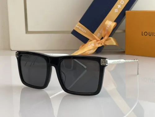 LV Sunglasses AAAA-2210