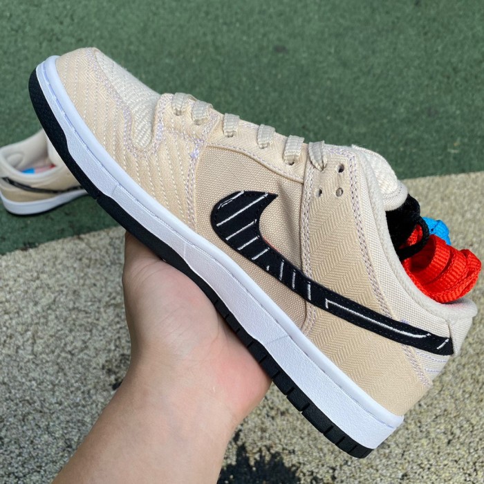 Authentic Albino & Preto x Nike Dunk SB Low