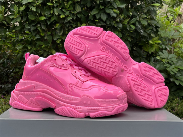 B 17FW Tripe-S High End Sneaker-421