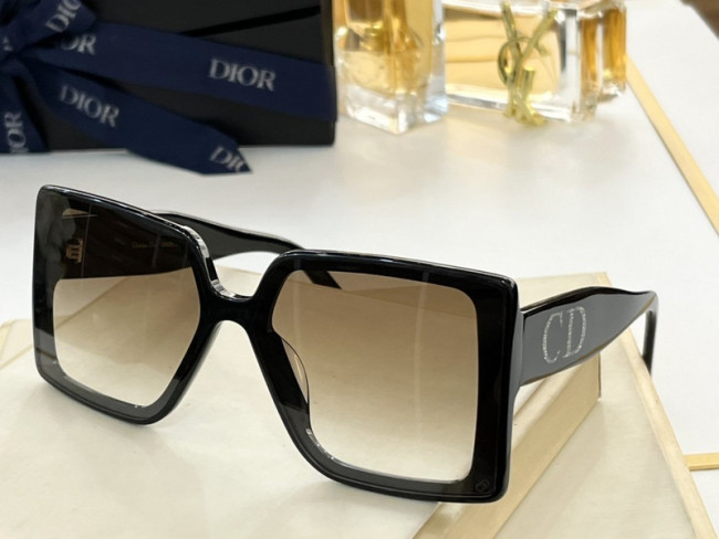 Dior Sunglasses AAAA-977