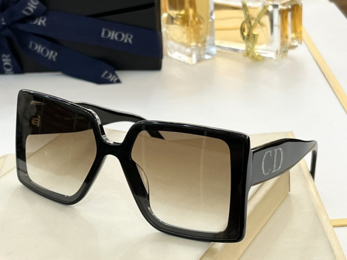 Dior Sunglasses AAAA-977