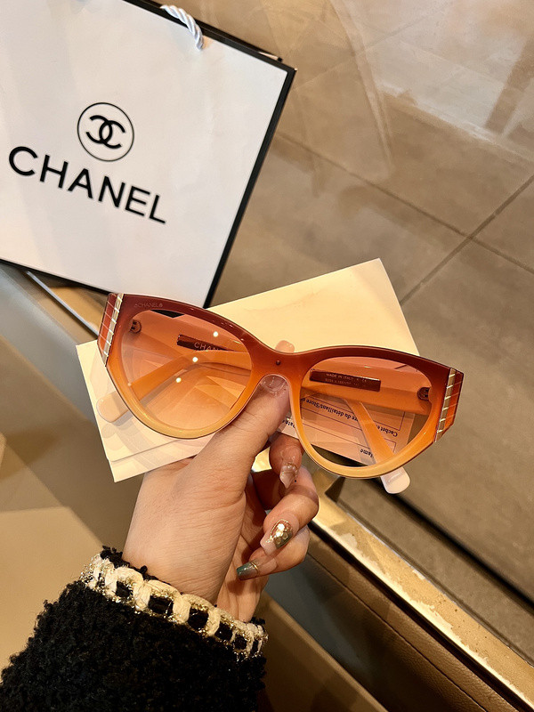 CHNL Sunglasses AAAA-2044