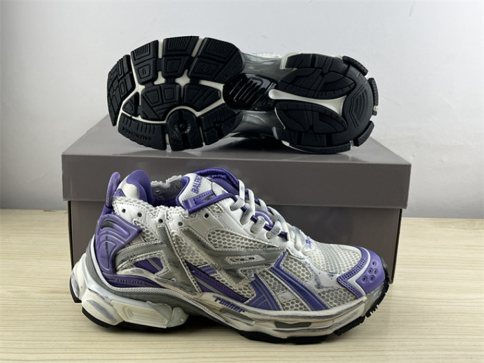 B 17FW Tripe-S High End Sneaker-438