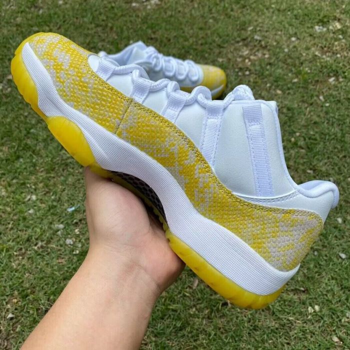 Authentic Air Jordan 11 Low WMS“Yellow Snakeskin”
