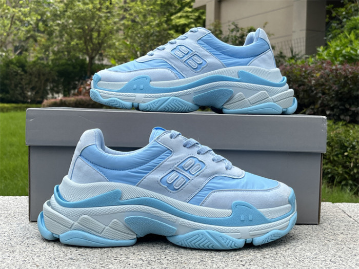 B 17FW Tripe-S High End Sneaker-423