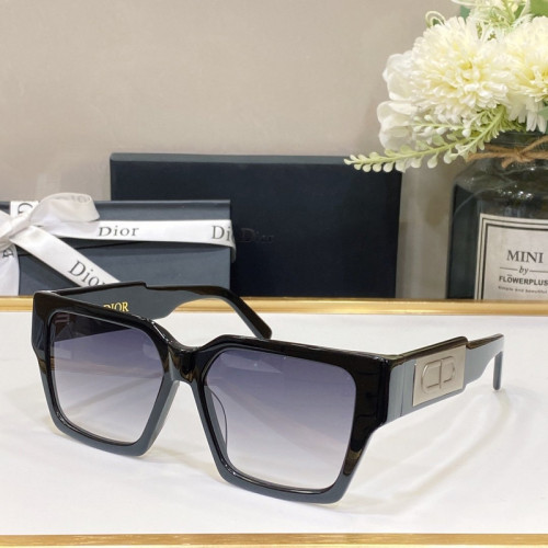 Dior Sunglasses AAAA-152