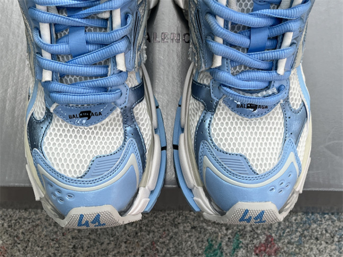 B 17FW Tripe-S High End Sneaker-414