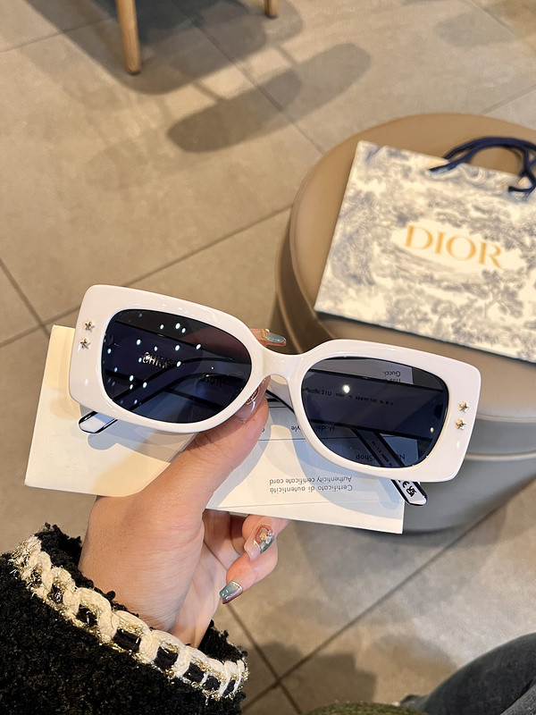 Dior Sunglasses AAAA-2005
