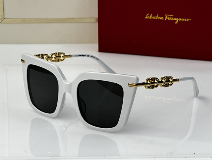 Ferragamo Sunglasses AAAA-725