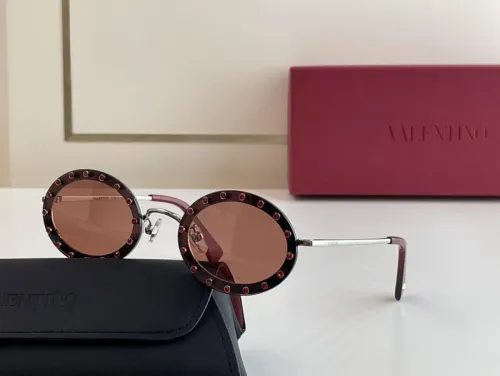 V Sunglasses AAAA-031