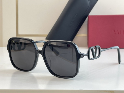 V Sunglasses AAAA-243