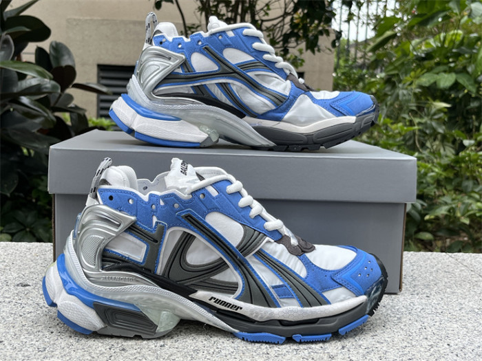 B 17FW Tripe-S High End Sneaker-429