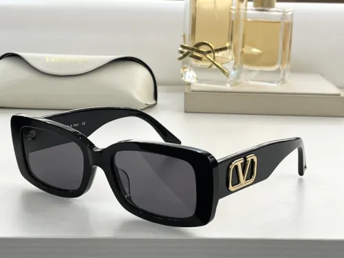 V Sunglasses AAAA-249