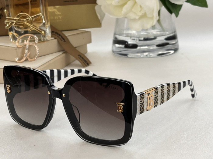 Burberry Sunglasses AAAA-1685
