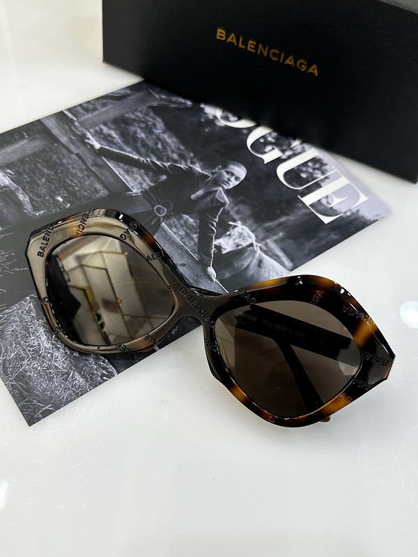 B Sunglasses AAAA-549