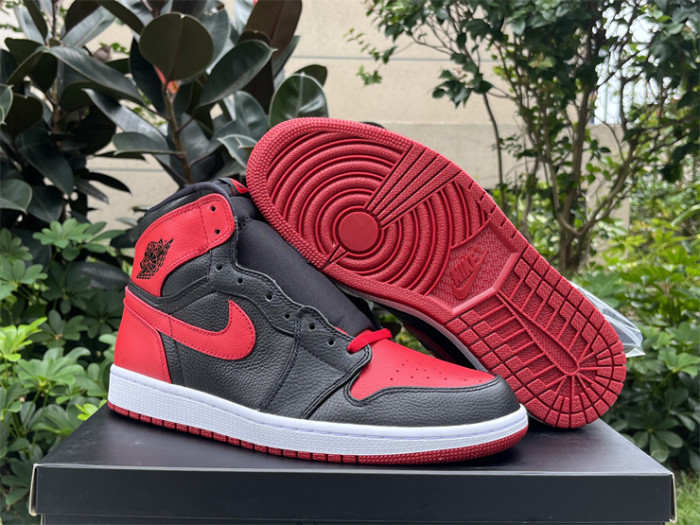 Authentic Air Jordan 1 “Banned” 2011