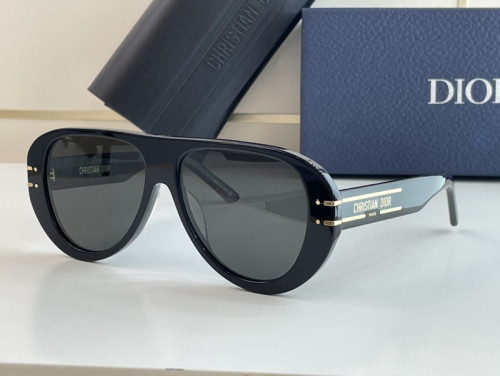 Dior Sunglasses AAAA-324