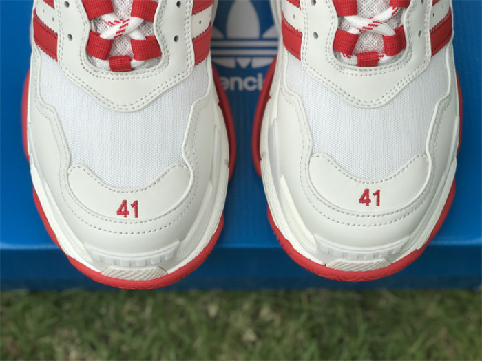 B 17FW Tripe-S High End Sneaker-322