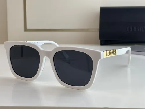 Dior Sunglasses AAAA-053