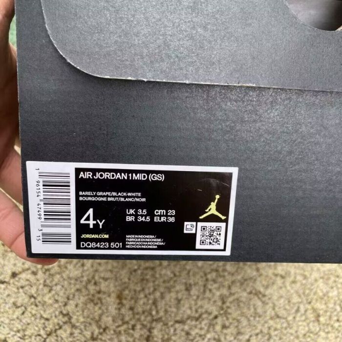 Authentic Air Jordan 1 Mid Barely Grape