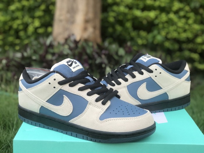 Authentic Nike Dunk Sb Low Pro “Light Cream”
