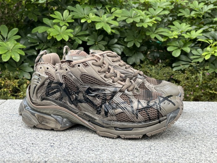 B 17FW Tripe-S High End Sneaker-431