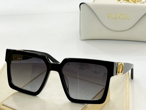 V Sunglasses AAAA-080