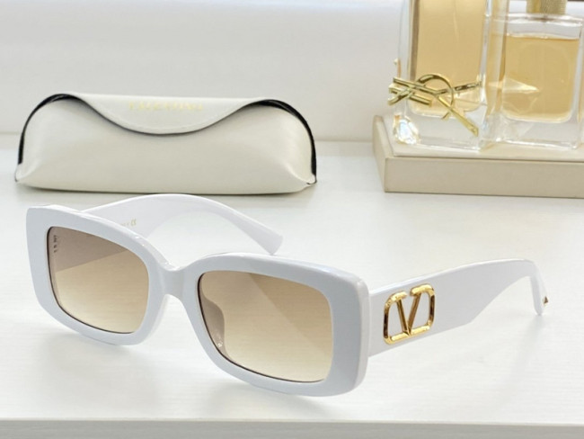 V Sunglasses AAAA-262