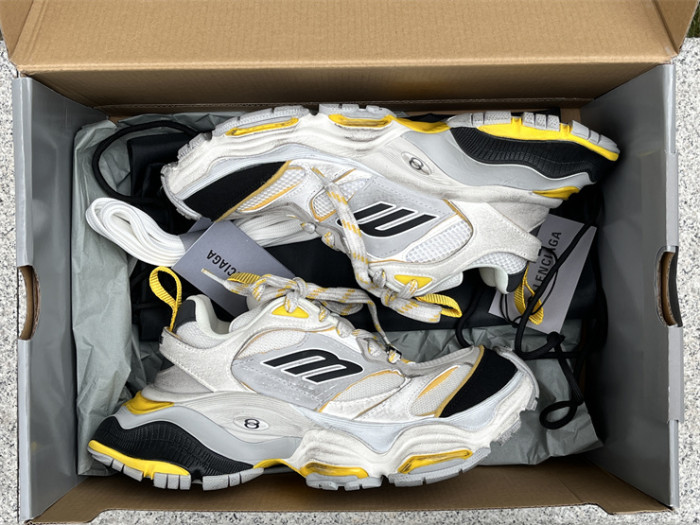 B 17FW Tripe-S High End Sneaker-444