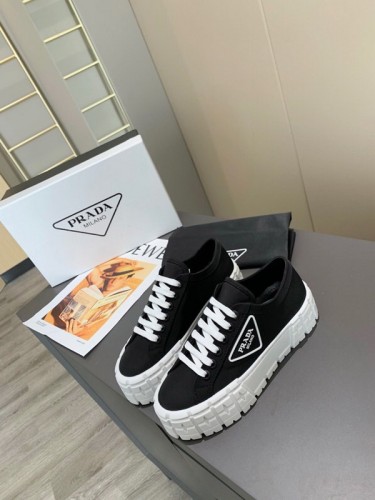 Prada women shoes 1：1 quality-110