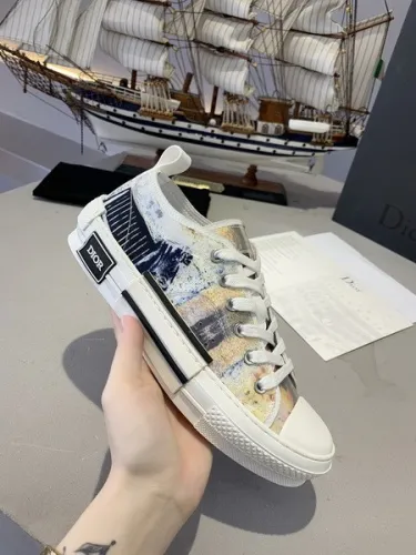 Dior Women Shoes 1：1 quality-161
