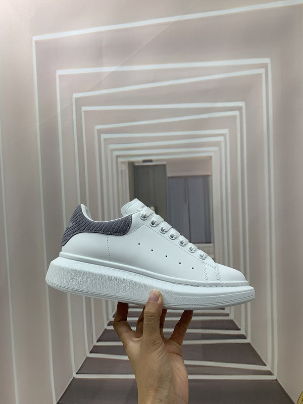 Alexander McQueen Women Shoes 1：1 quality-757