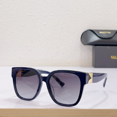 V Sunglasses AAAA-344
