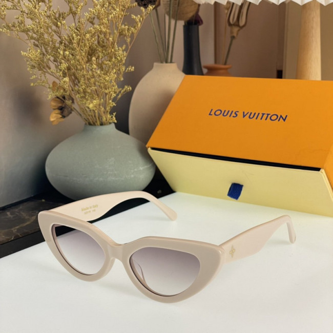LV Sunglasses AAAA-2002