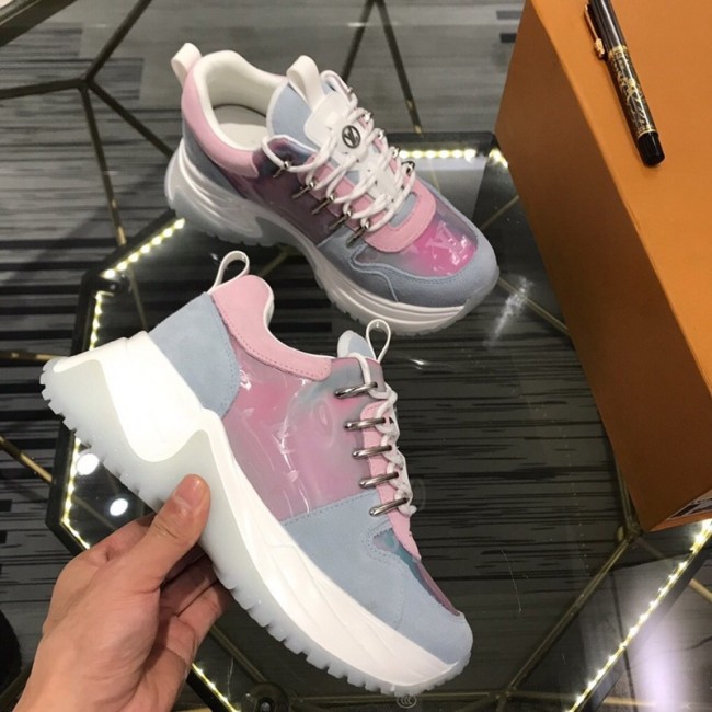 LV Women Shoes 1：1 Quality-374