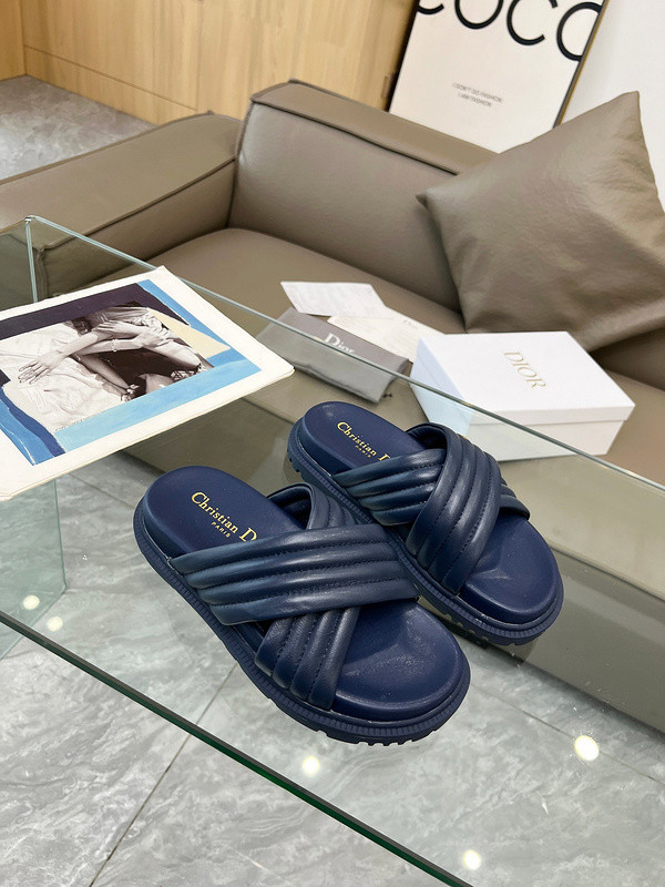 Dior women slippers 1:1 quality-260