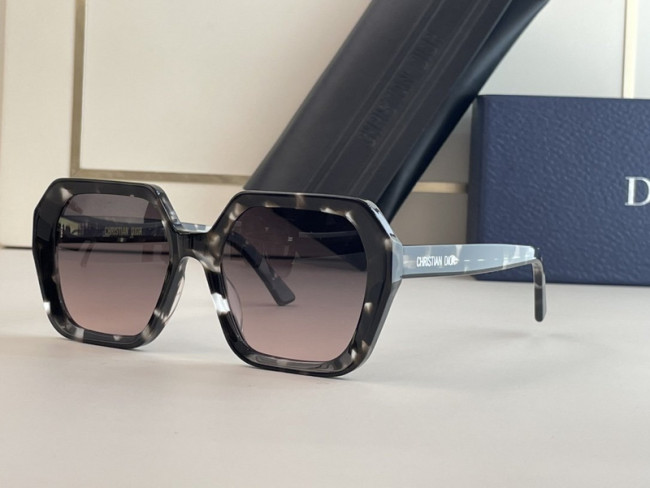Dior Sunglasses AAAA-1115