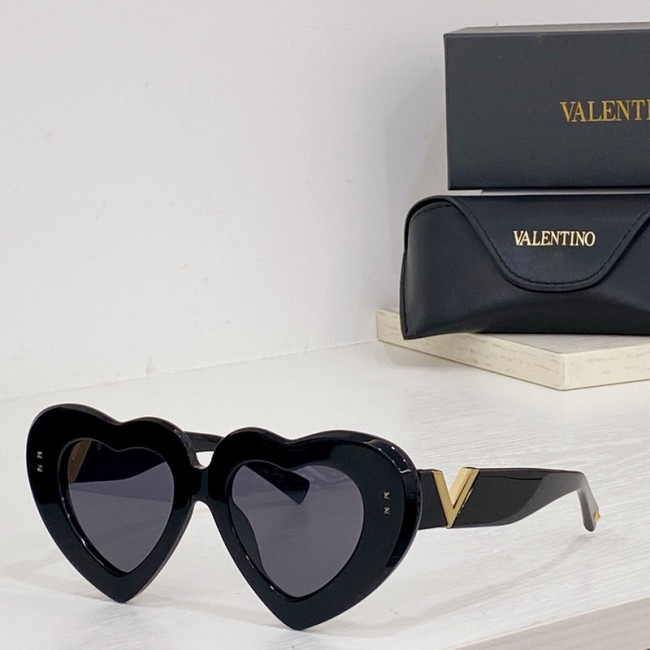 V Sunglasses AAAA-411