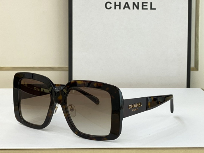 CHNL Sunglasses AAAA-1622