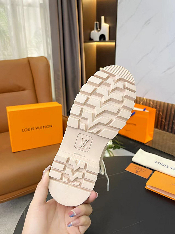 LV Women Shoes 1：1 Quality-850