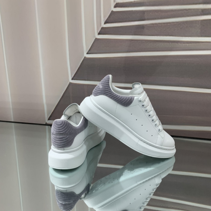 Alexander McQueen Women Shoes 1：1 quality-757